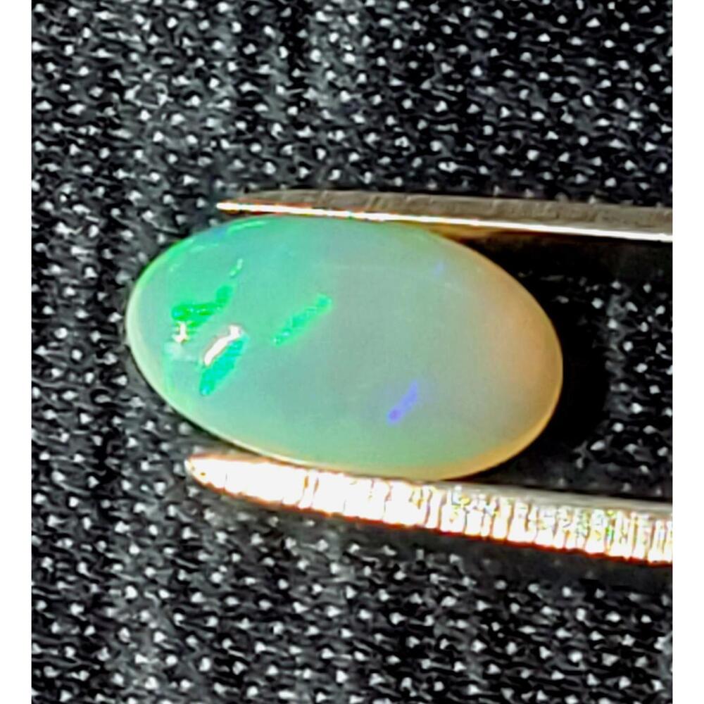 Certified Naturalโ Opal 1.21cts Cabochon Fire Brilliant Color